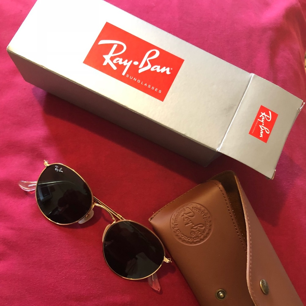 *SOLD* Ray-Ban Sunglasses